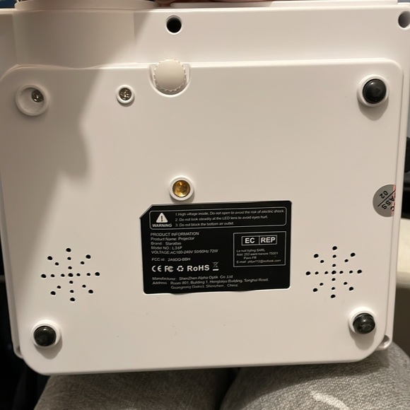 projector - Picture 5 of 5